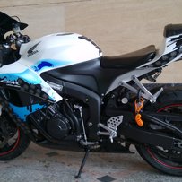 爱车cbr600出售