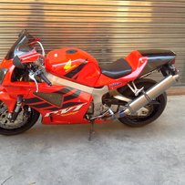 2004HONDA-VTR1000-SP2