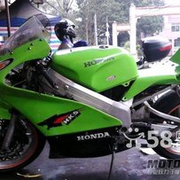 广州花都出落场版3仔,  一口价8500，不接任何刀。