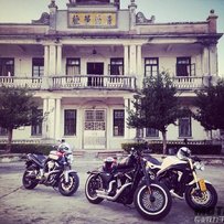 中山地区超值价出售部雅马哈肌肉男07MT-01和09年的FZ9R