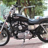 出台** 哈雷百年纪念版 03XL1200C