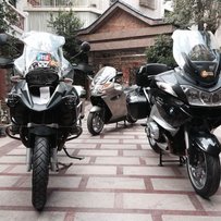 集体上大贸 梅州出多台车