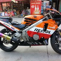 代车友卖台CBR23期400RR跑车