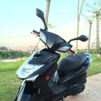 广西梧州14999出售雅马哈劲战125一台