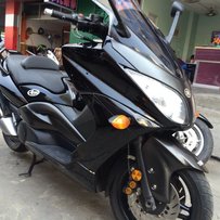 新塘代友出售一台09年10月TMAX500  同一台08皇家之星1300