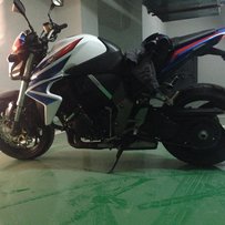 惠州出台变异黄蜂CB1000R