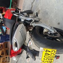 09年阿普里亚750超级滑胎