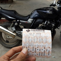 广西宁明县代友出10年电喷CB400、06年KTM950ADV