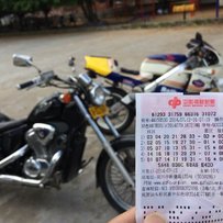 湛江吴川出二台车