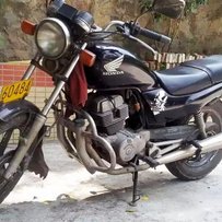 金沙洲出精神本田夜鹰250一对