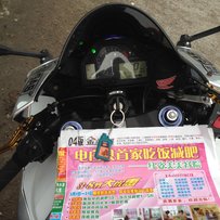 广东茂名电白 出售06年精神F5 秒杀价     三万三