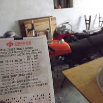 广东台山公益800出售本田WY125-A改复古