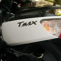 广州代友出售精神09YAMAHA TMAX