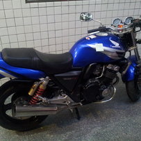 车辆已放报纸，而且已卖，请楼主删贴，谢谢！