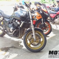 珠海出CBR929和98CB400.更新视频和价格求秒.