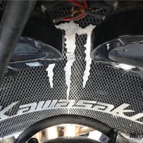 广西玉林出售 ( 三箱 ) 08款Kawasaki川崎GTR-1400 顶级巡航 价格：44800