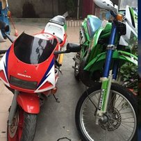 代友出越爬鸡250CC和本田P3