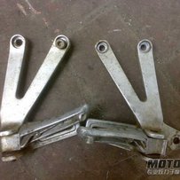 出售ZXR前总成 .FZR400后总成 FZR前后脚踏...RGV21期前总