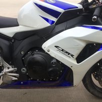 深圳地区出售07cbr1000『重新发贴』