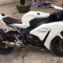 梅州出12年 CBR1000 CBR600