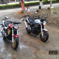 出3台 CB400  ！！！！！！！