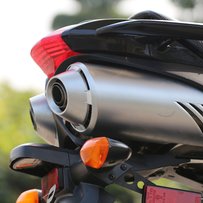 出台靓仔雅马哈FZ6N和ARAI一个