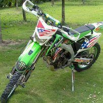 广州白云区出08款KLX450R。