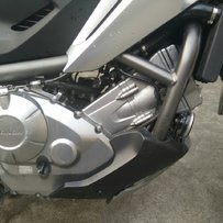 代友发贴出12年本田NC700X