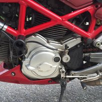 广东清远城区出售05年杜卡迪M620