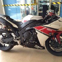 东莞出售09雅马哈【美版】R1 52888接刀