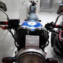 出售一台车况极佳的本田CB-1  400CC街车