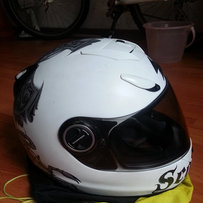 出售9成新经典花蝎子头盔