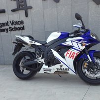 出售一部精神齐黎05款R1.