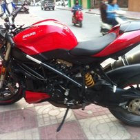 广东英德出售极精神10年杜卡迪街霸~~~~