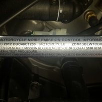 韶关出售13年杜卡迪大魔鬼碳纤版