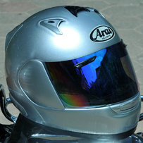 出售 ARAI PROFILE 银色全盔（57mm-58mm,M码）