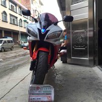 代友出精神07R6一台。