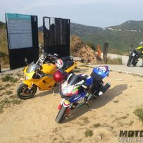 深圳出售K7大R和兩個頭盔