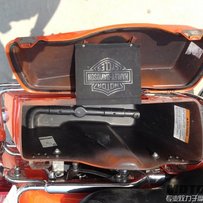 重发广州花都代友出售一台哈雷.一部cbr250-22期共89000元