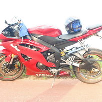 海南海口代友出台08年R6，价格43000基本不刀