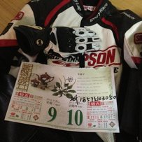 出一套装备。。。