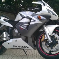 车已售 谢谢绿茵直播 请版主删贴