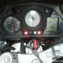 汕尾海丰代友出售01年本田VFR800