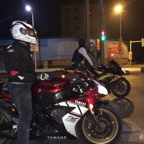 买F5的不如 铃木K750CC 还有一台本田王改夜莺250CC