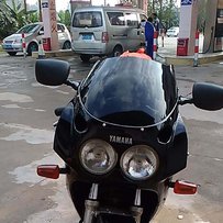 肇庆广宁转让FZR750R  750cc跑车