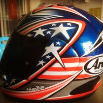 大家好，年底出几个靓头盔。。。