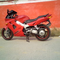 肇庆广宁出售精神的VFR800,价24800元.