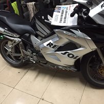 顺德均安出t1/06vfr800/06r6三台猛野