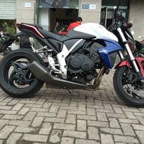 大黄蜂 大黄蜂卖啦 CB1000R 俱乐部大家都是宝马大贸  没办法我也中毒了