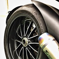 出12年杜卡迪Davel大魔鬼1200